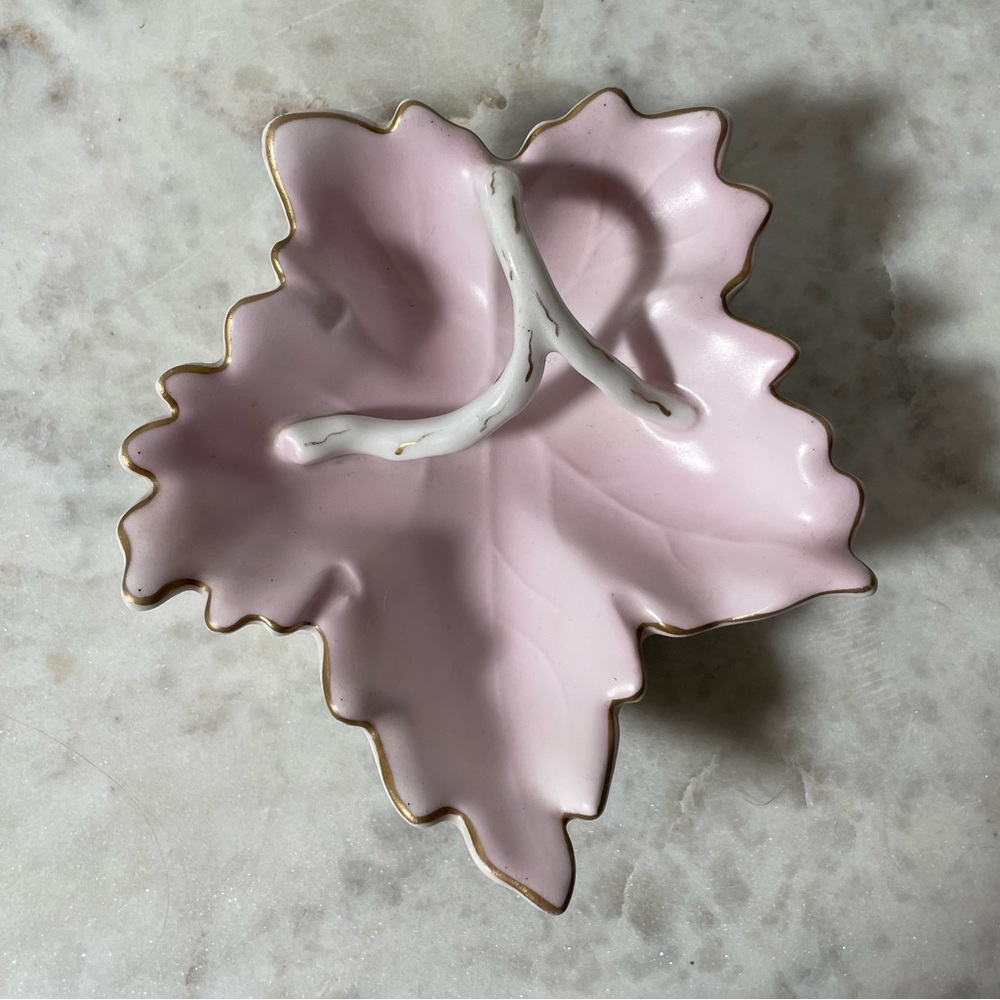 Vintage Vista Alegre Portugal Leaf Trinket / Nappy Dish - Gold & Pink